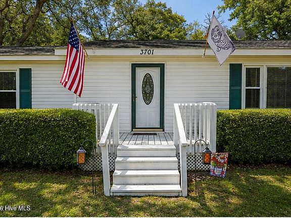 4th image of 3701 E Oak Island Drive
