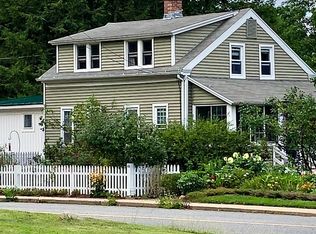 144 Union St, Deep River, CT 06417