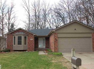 27277 Warner Ave, Warren, MI 48092