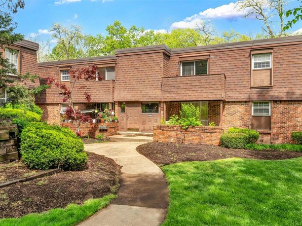 13453 Coliseum Dr APT B, Chesterfield, MO 63017