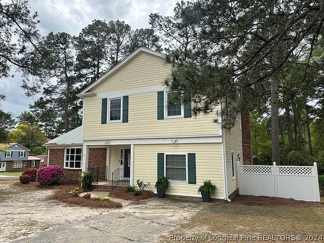 2nd image of 5225 Hidden Valley Pl