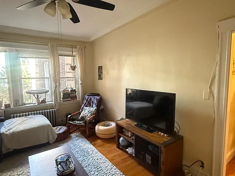 12 Wendell St #10 — Photo 5