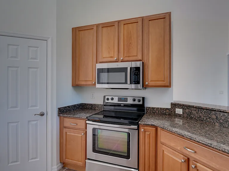 5279 Lovett Rd — Photo 9