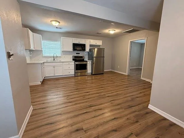 1308 Genova St #2 — Photo 13