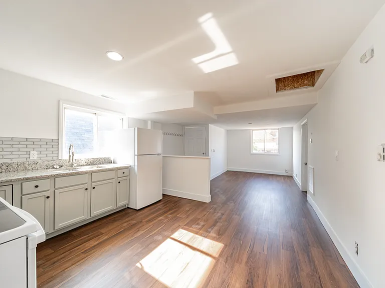 1701 Fletcher Ave #C — Photo 2