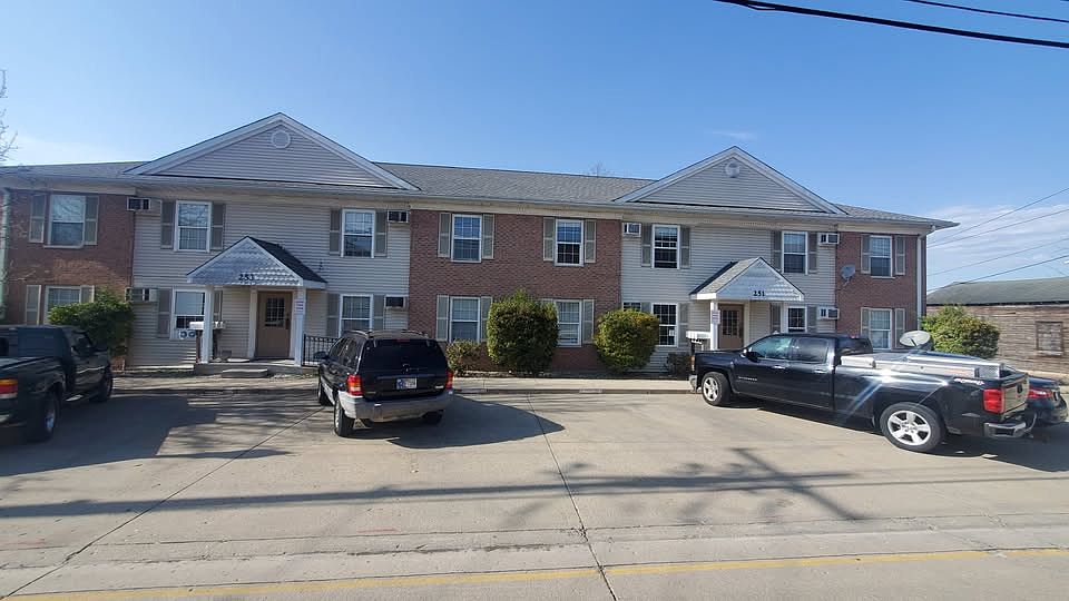 1st image of 251 W William St APT 4