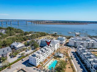 504 Helmsman St, Charleston, SC 29492