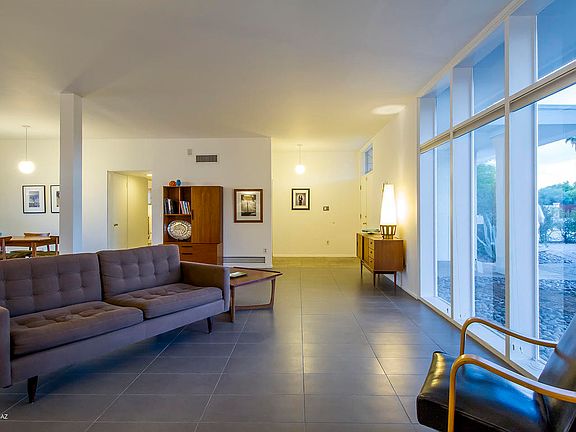 5th image of 618 N Camino Miramonte