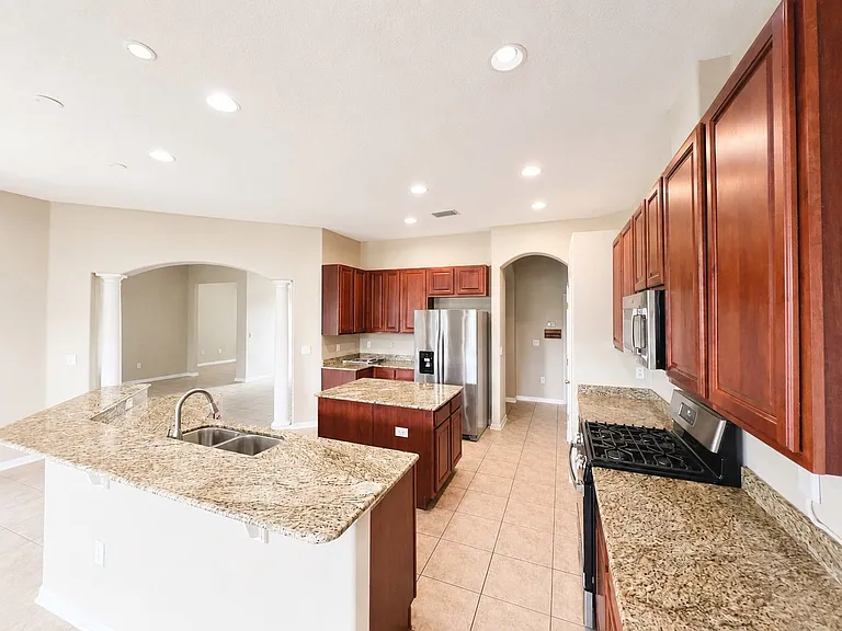 1341 Salmonberry St — Photo 13