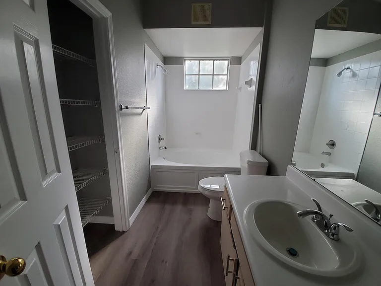 13104 Sanctuary Cove Dr — Photo 7