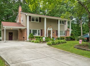 6947 Spaniel Rd, Springfield, VA 22153