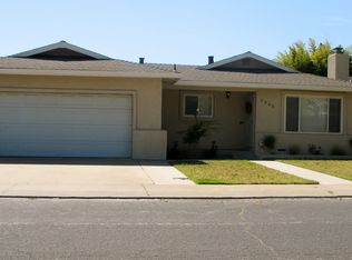 1945 Shushan Dr, Ceres, CA 95307