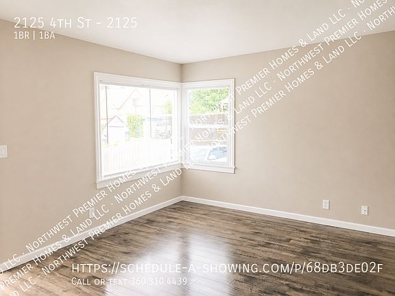 2nd image of 2125 4th St #2125