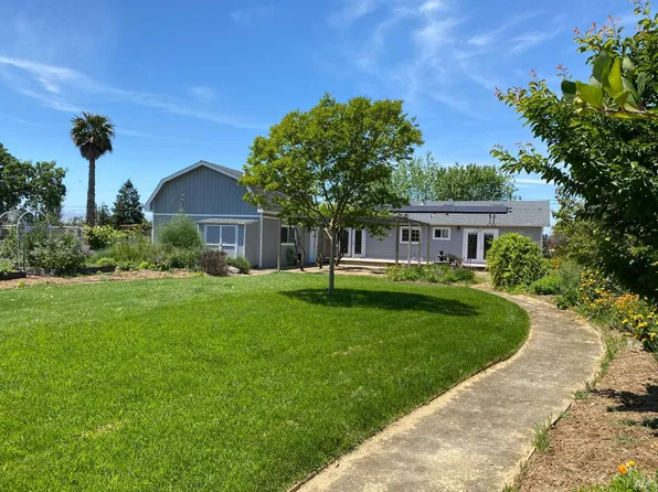 1472 Abramson Road, Santa Rosa, CA 95401