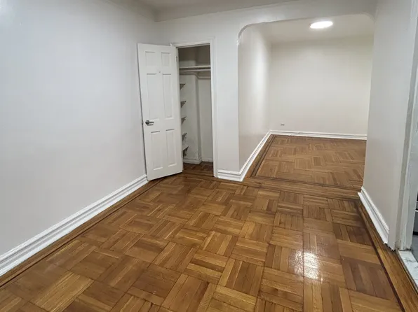 909 East 29th Street image 2 of 10