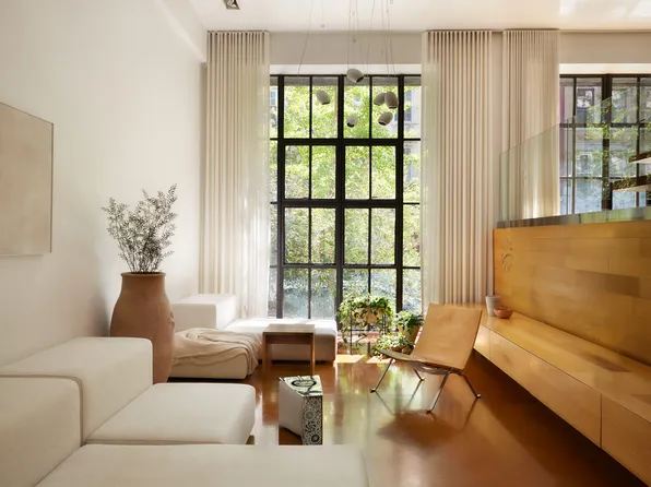 259 East 7th Street image 1 of 18