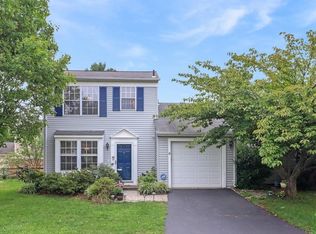 13507 Coates Ln, Herndon, VA 20171