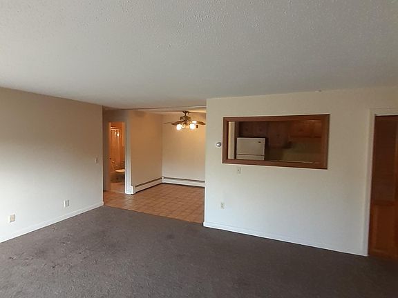 5th image of 995 Atwood Ave APT 301