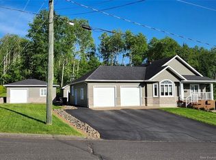 71 Breau Ave, Edmundston, NB E3V 3Z4