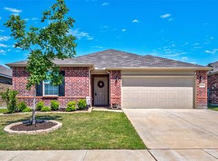 1013 Jonius Creek Dr, Little Elm, TX 75068