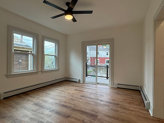 4th image of 21-23 Howard St #3