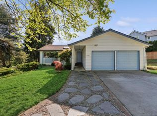 16228 NE 57th St, Redmond, WA 98052