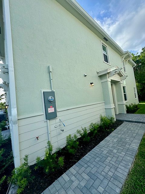 1st image of 4542 Meyerson Pl