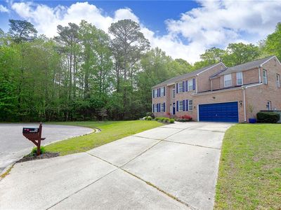 202 Quest Ct, Yorktown, VA, 23692