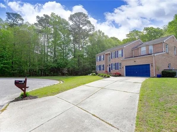 202 Quest Ct, Yorktown, VA 23692