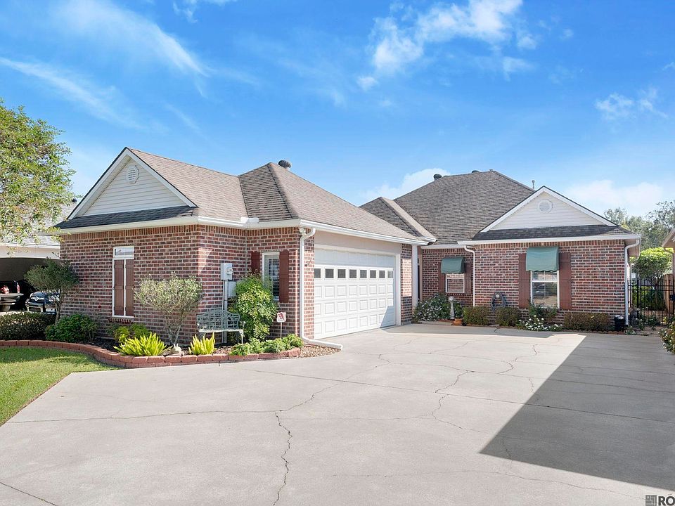 1st image of 17234 Rue Vlg