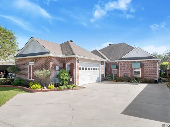 17234 Rue Vlg, Prairieville, LA 70769