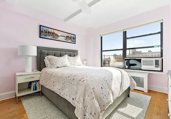 3rd image of 235 W 102nd St APT 15I