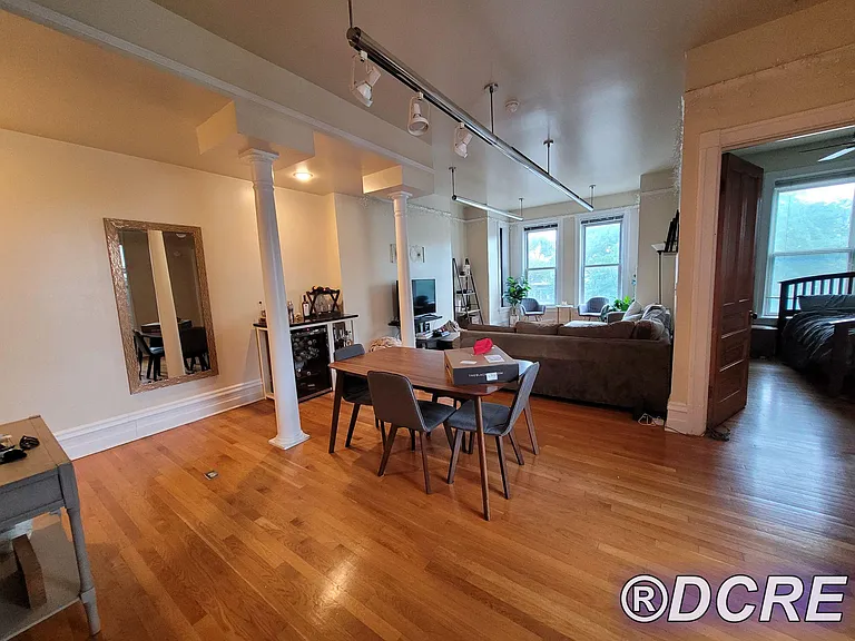403 W North Ave #3 — Photo 2