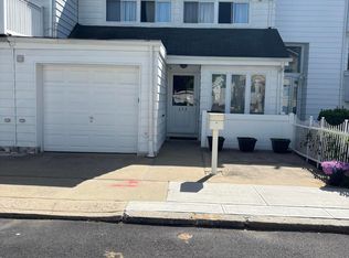 153 Carlyle Grn, Staten Island, NY 10312
