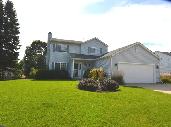 3613 Dorchester Pl, McHenry, IL 60050