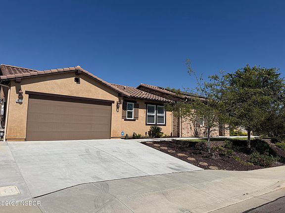 2nd image of 3917 Club House Ct