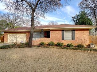 2520 Sherwood St, Denton, TX 76209