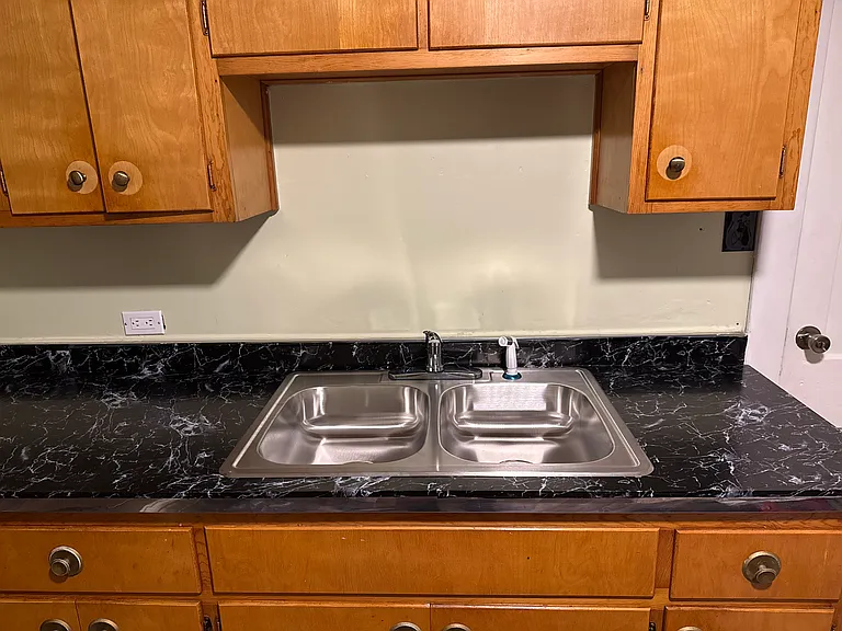 1017 Fairfield St #2 — Photo 14