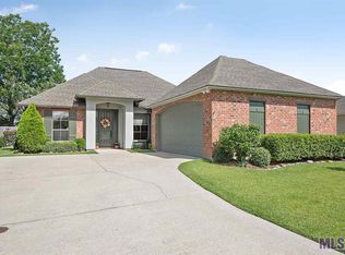 10451 Hill Pointe Ave, Baton Rouge, LA 70810