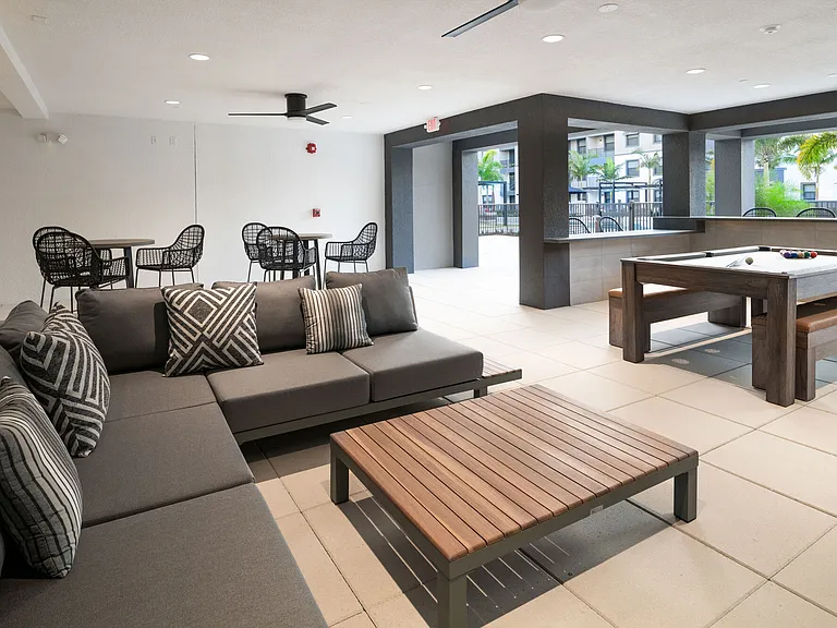 The Alary — Photo 17