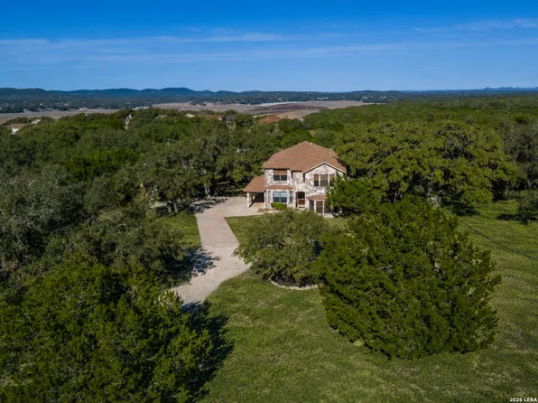 988 SUMMIT RD, Lakehills, TX 78063
