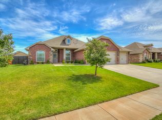 3408 Morgan Creek Rd, Yukon, OK 73099