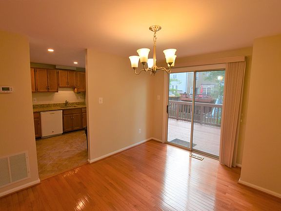 4th image of 6605 Briarleigh Way