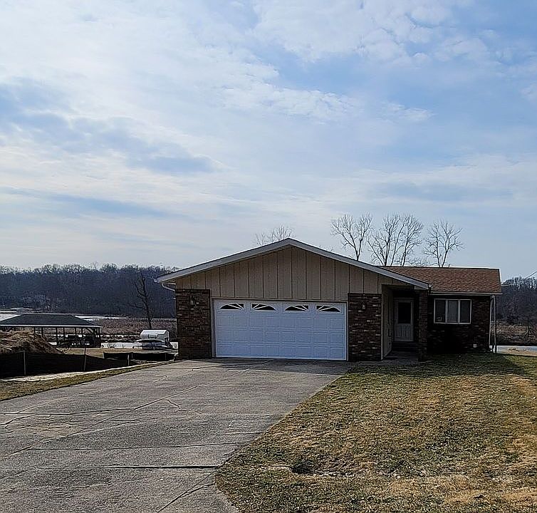 1st image of 69048 N Terrace Dr