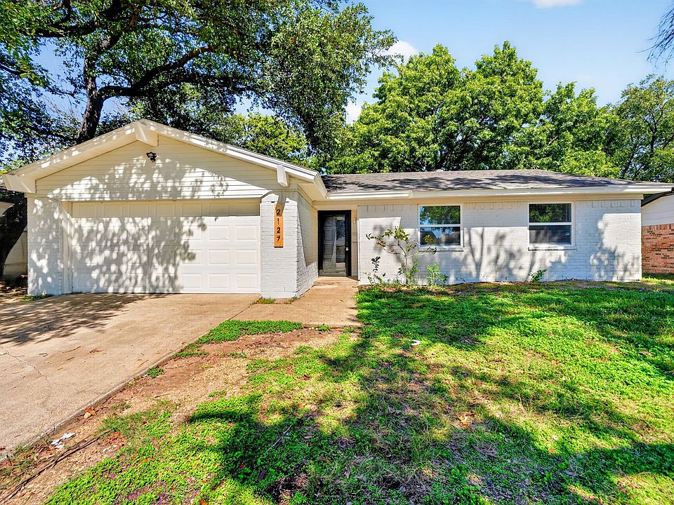 1st image of 2127 Versailles Dr