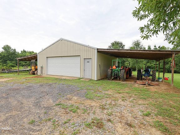 3rd image of 321 Broke Horn Creek Ln