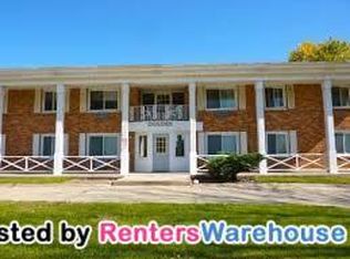 529 17th Ave N APT 206, Hopkins, MN 55305