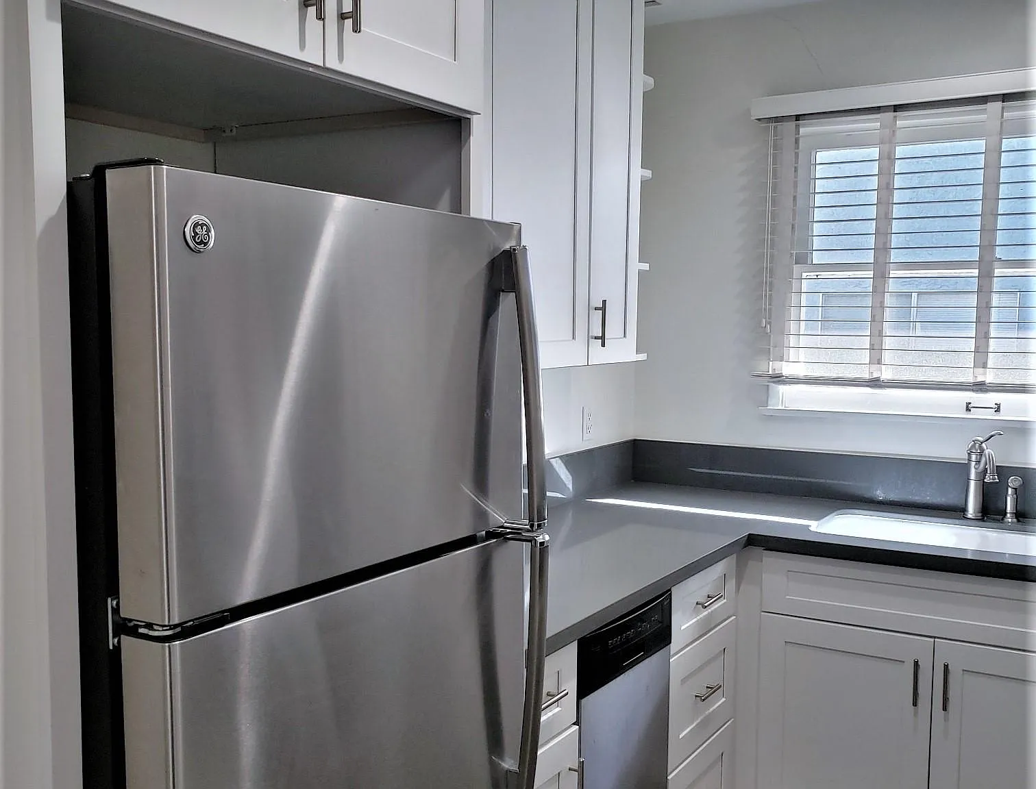 1 bed, 700 sqft, $2,195 — Photo 2