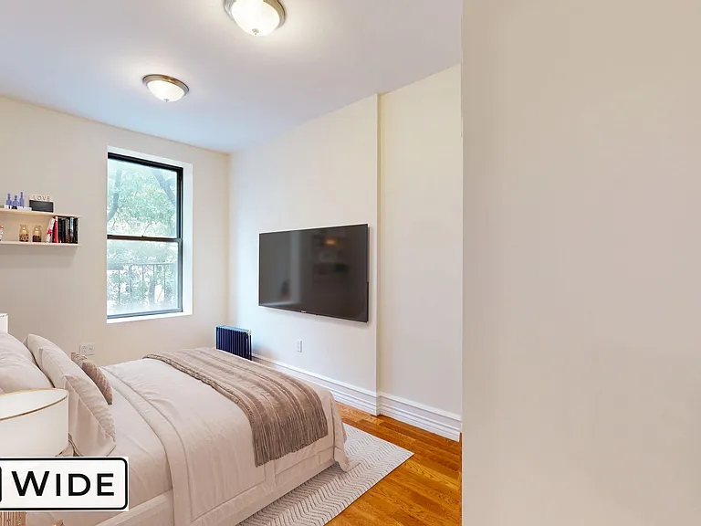 410 State St #68 — Photo 2