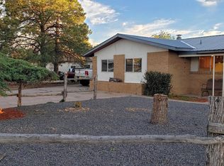 2300 Camino Carlos Rey, Santa Fe, NM 87507